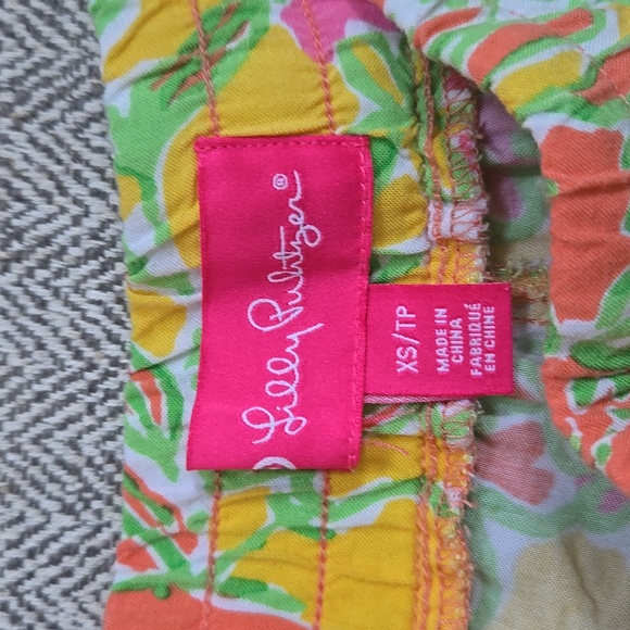 Lilly Pulitzer for Target Shorts, XS - Picture 2 of 3
